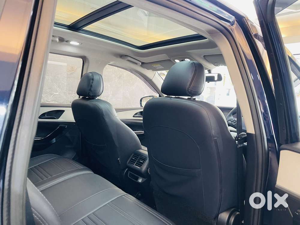 Mahindra Xuv700 2.2 Ax 5 Diesel Mt 7 Str, 2023, Diesel