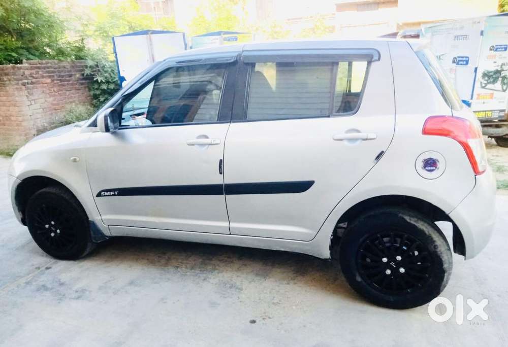Maruti Suzuki Swift Vxi Glory Limited Edition, 2011, Petrol