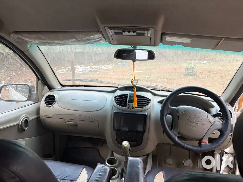 Mahindra Quanto 7 Seater With Best Mileage