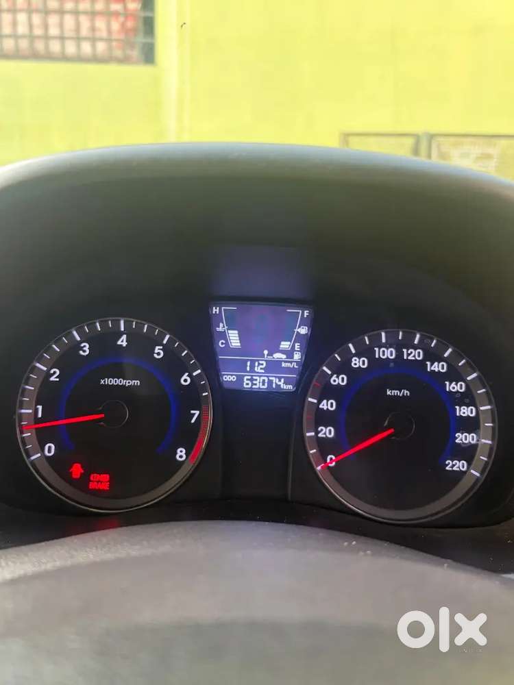 Hyundai Verna 2014 Petrol 63500 Km Driven