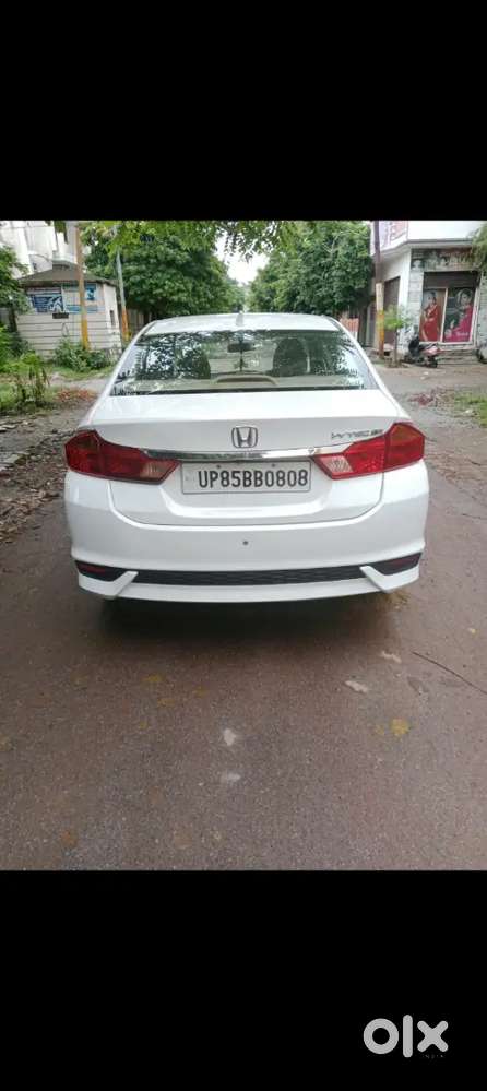 Honda City Model 2017 Petrol Cars Onwer First 67000,km
Very Condition