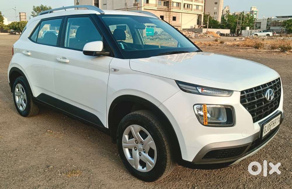 Hyundai Venue S Plus Mt 1.2 Kappa, 2022, Petrol