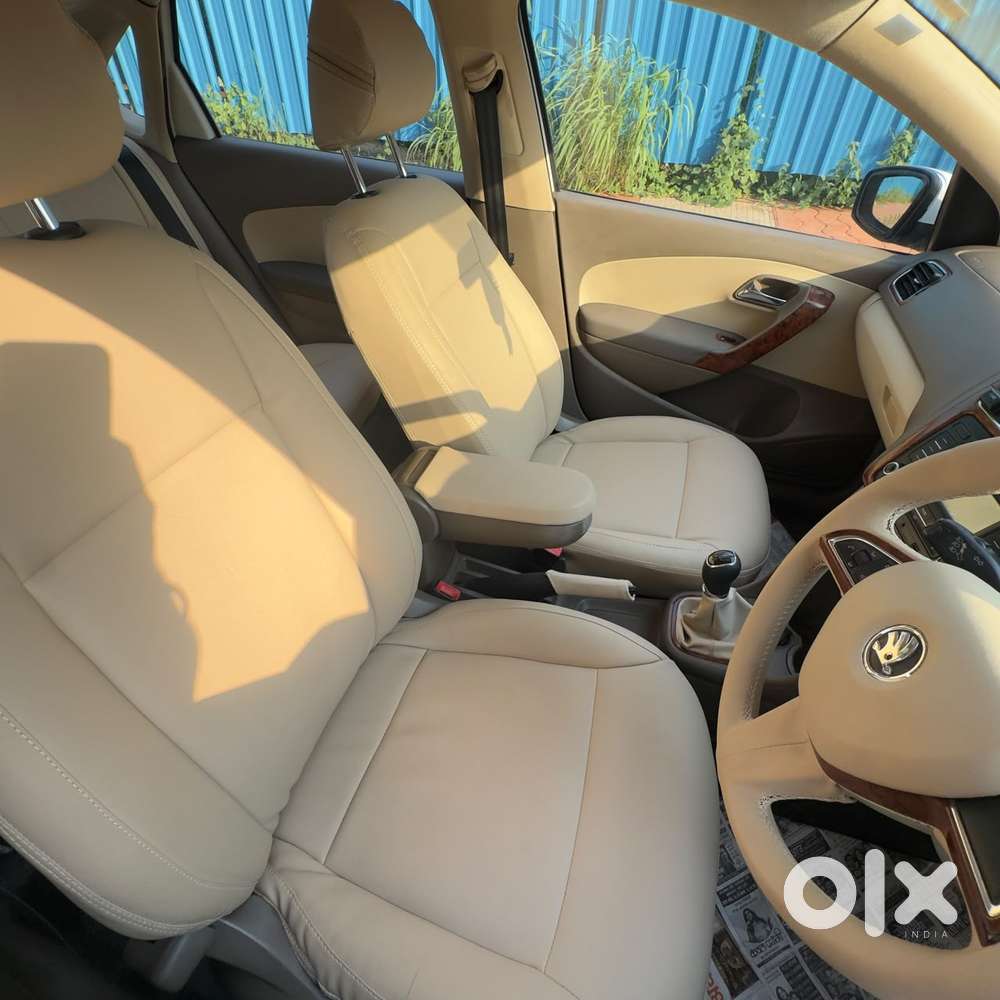 Skoda Rapid 1.6 Mpi Elegance, 2014, Petrol