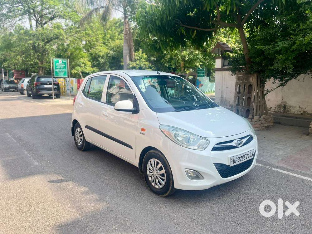 Hyundai I10 Sportz, 2015, Petrol