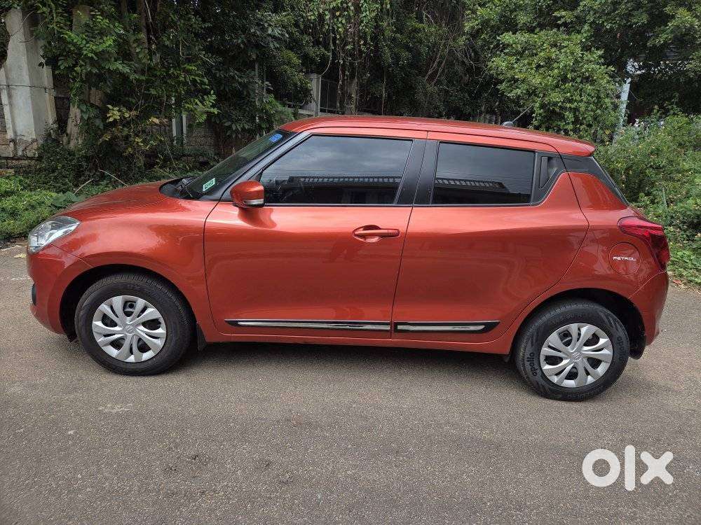 Maruti Suzuki Swift Vxi + Manual, 2018, Petrol