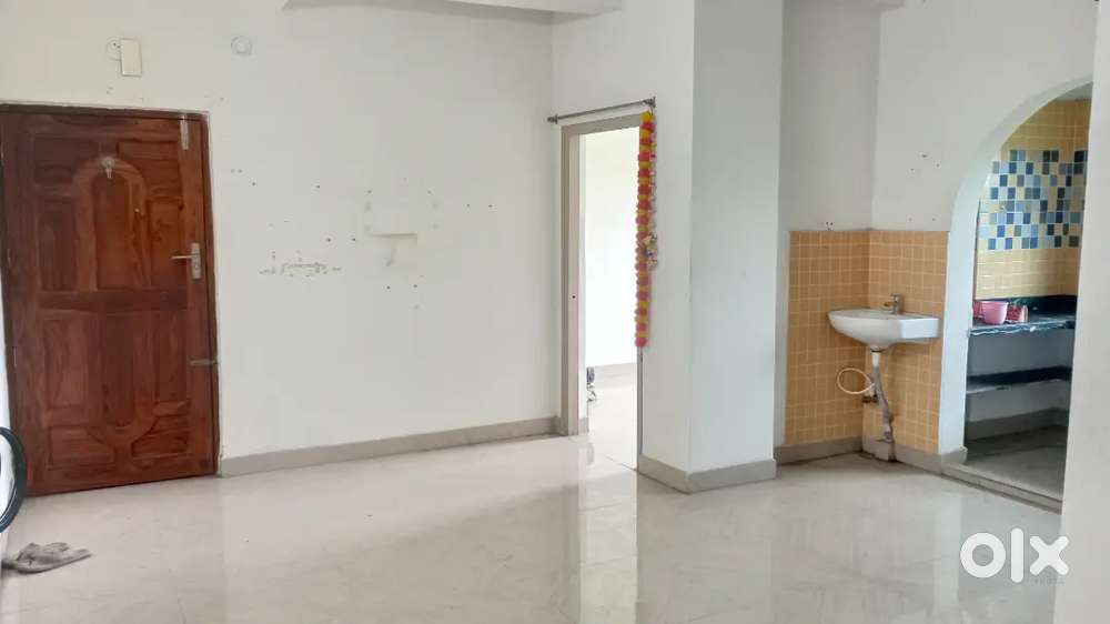 It's near Bottola more,Road name is Baguiati to Satgachi auto root