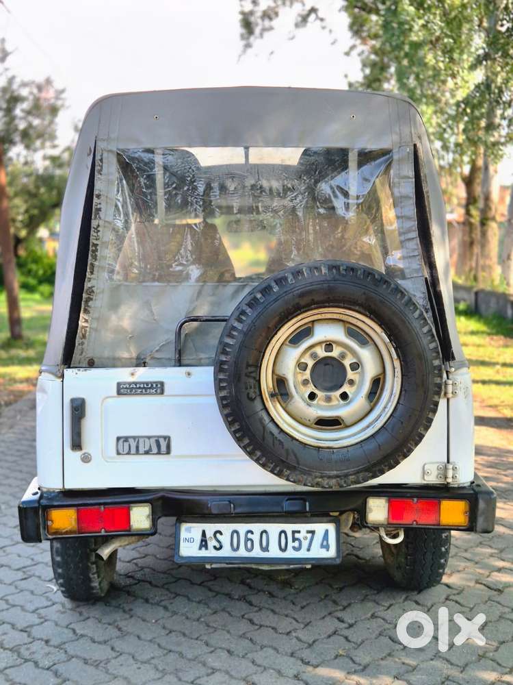 Maruti Suzuki Gypsy King St 4x4, 2016, Petrol