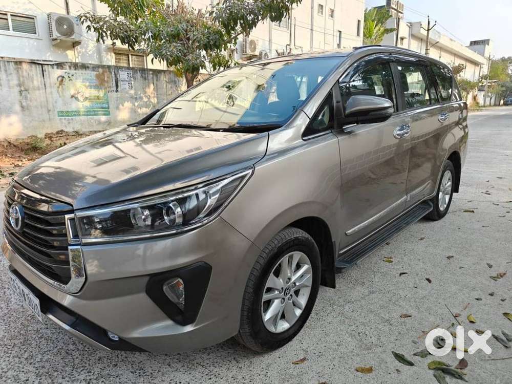 Toyota Innova Crysta 2.4 V, 2018, Diesel