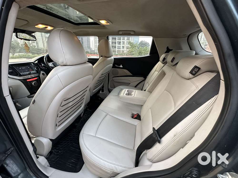 Mahindra Xuv300 W8 Option Dual Tone Diesel, 2020, Diesel