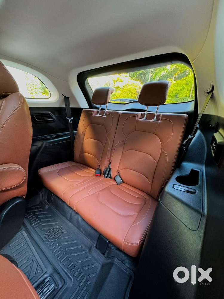 Mg Hector Plus 2022 Diesel Well Maintained
