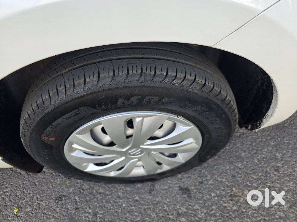 Maruti Suzuki Swift Lxi Optional-o, 2024, Petrol