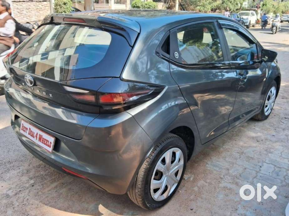 Tata Altroz 1.2 Xm Plus, 2023, Petrol
