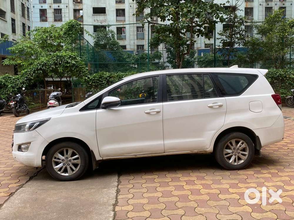 Toyota Innova Crysta 2.4 Mt 2020