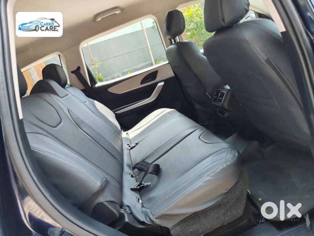 Mahindra Xuv700, 2022, Petrol