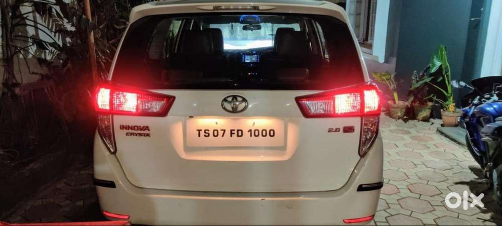 Innova Crysta Z 2.8 Automatic