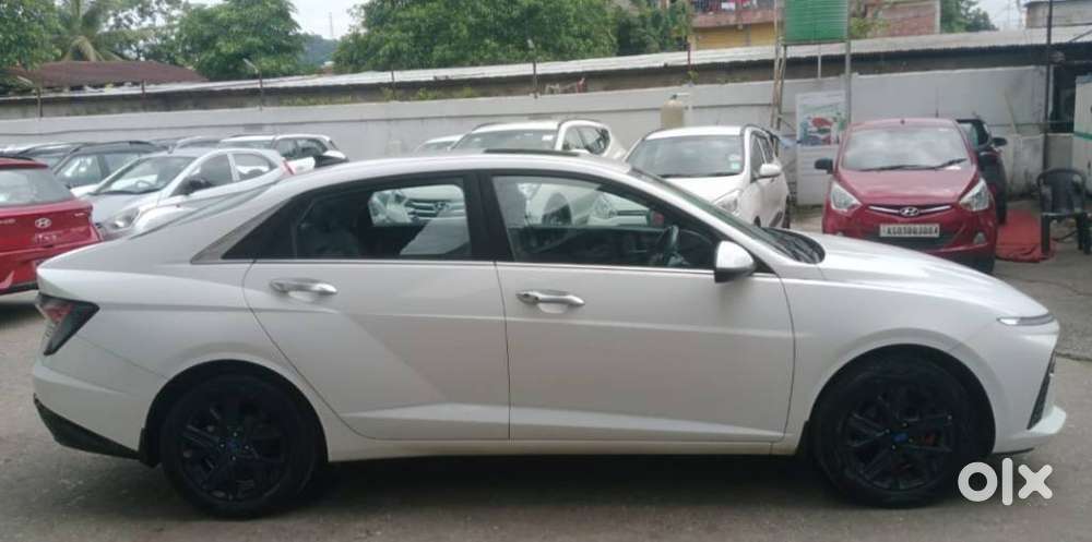 Hyundai New Verna, 2025, Petrol