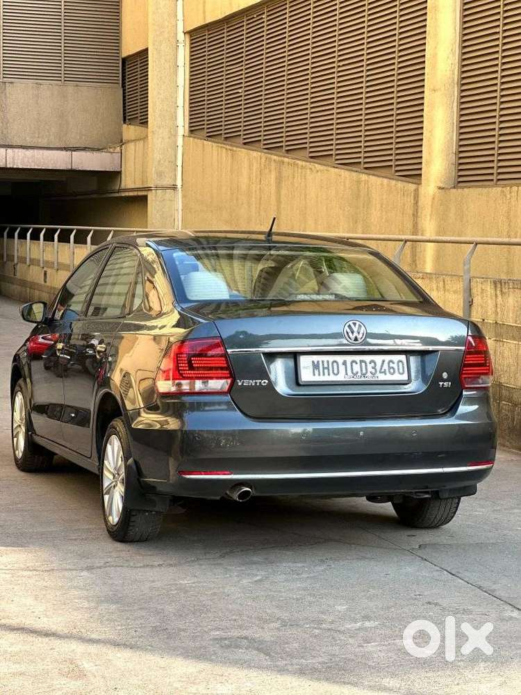 Volkswagen Polo Highline 1.6l Petrol, 2015, Petrol