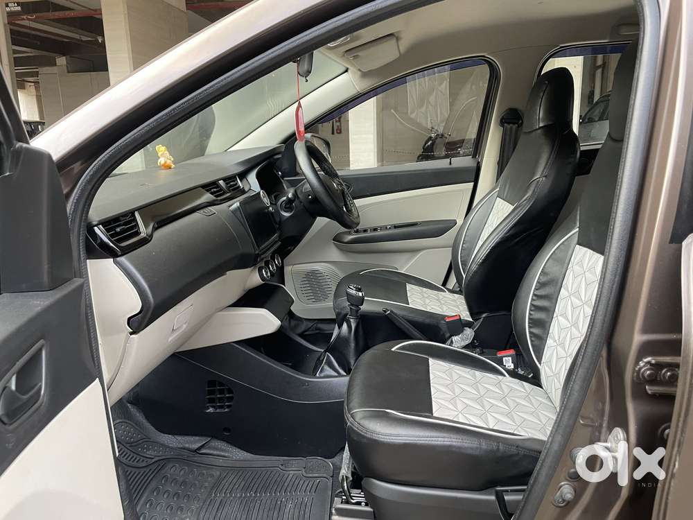 Renault Triber Rxt, 2021, Petrol