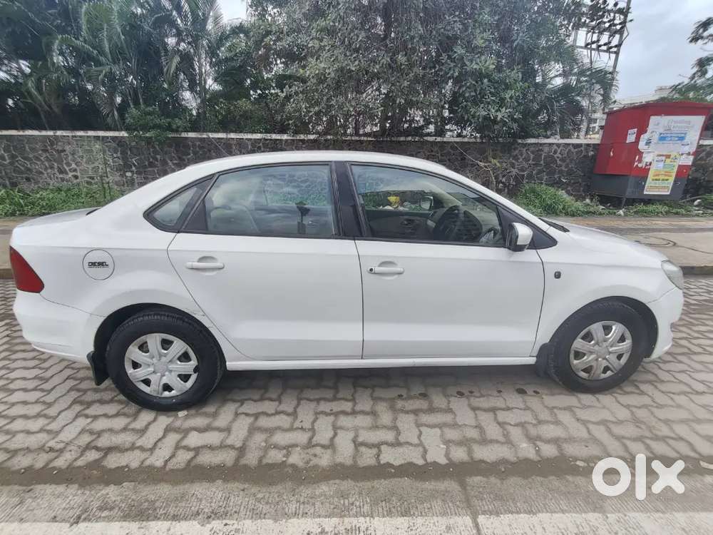 Skoda Rapid 1.6 Active 2012