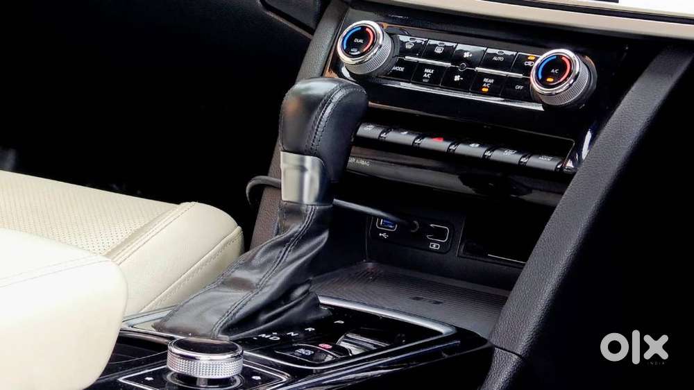 Mahindra Xuv700, 2022, Diesel