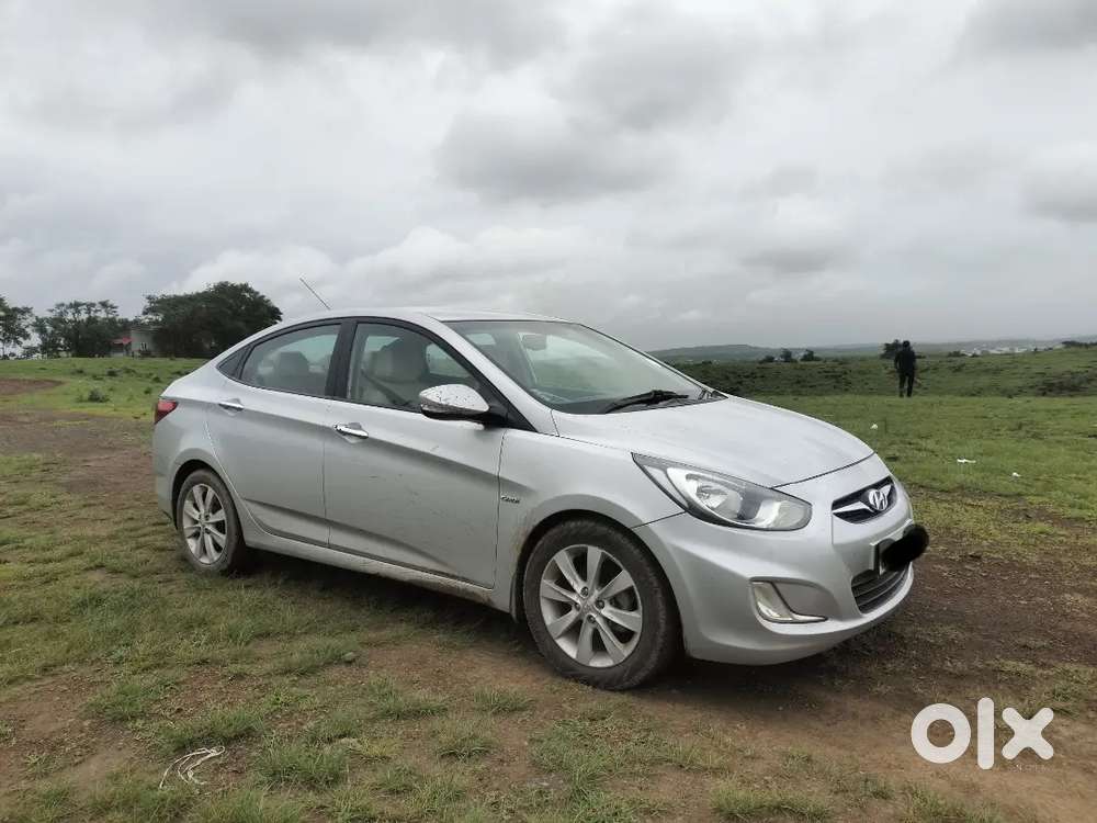 Hyundai Fluidic Verna 2012