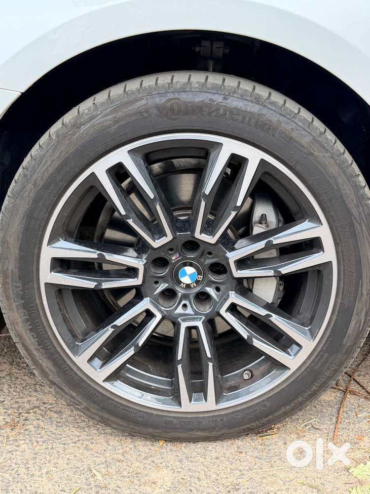 Bmw 5 Series 2026 Petrol 4000 Km Driven