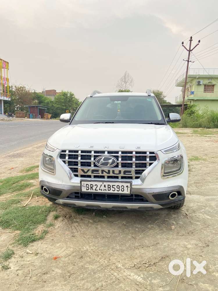 Hyundai Venue 2020 Petrol 37000 Km Driven