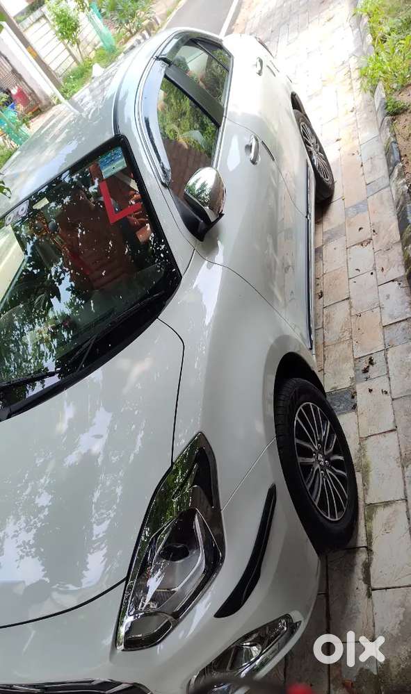 Maruti Suzuki Swift Dzire 2024 Petrol 3757 Km Driven