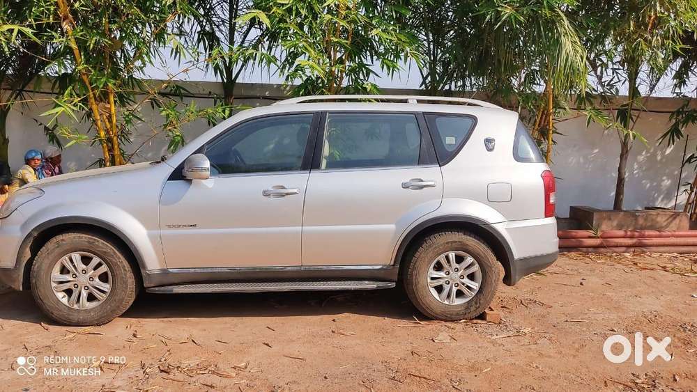 Mahindra Rexton, 2014, Diesel