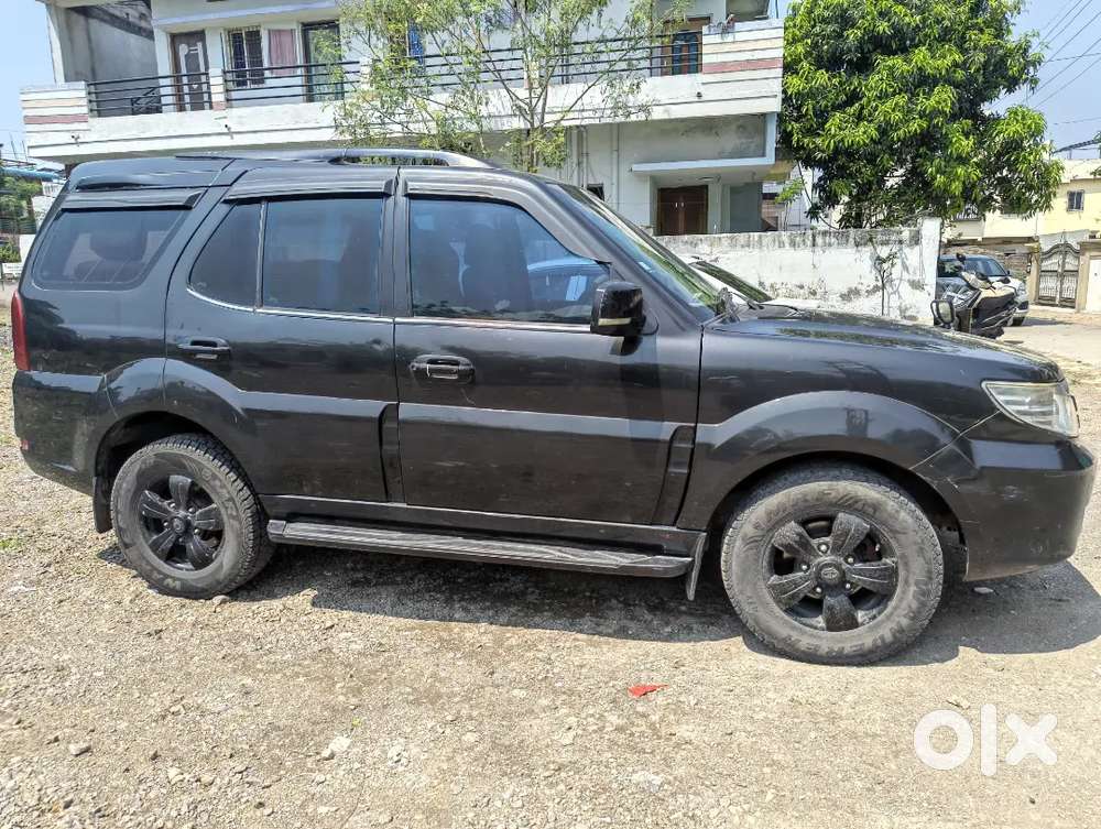 Tata Safari Storme 2014