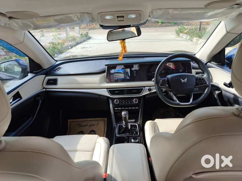 Mahindra Xuv700 Ax7 Luxury Pack Awd, 2024, Diesel