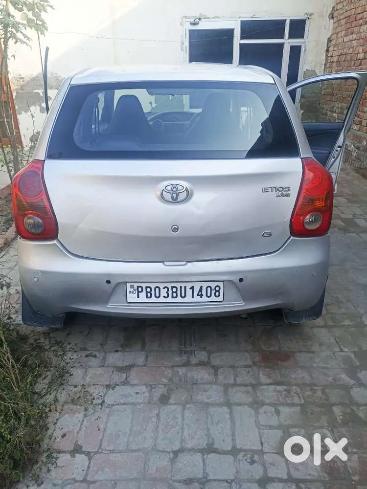 Toyota Etios Liva 2012 Petrol Well Maintained