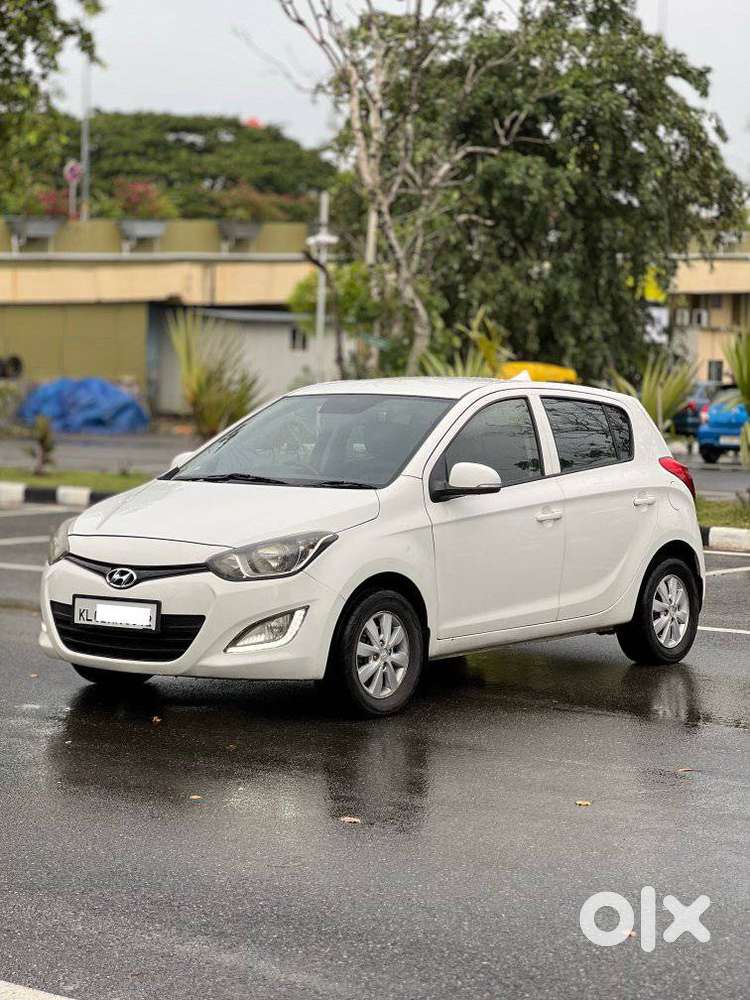 Hyundai I20 Sportz Option 1.4 Crdi, 2014, Diesel
