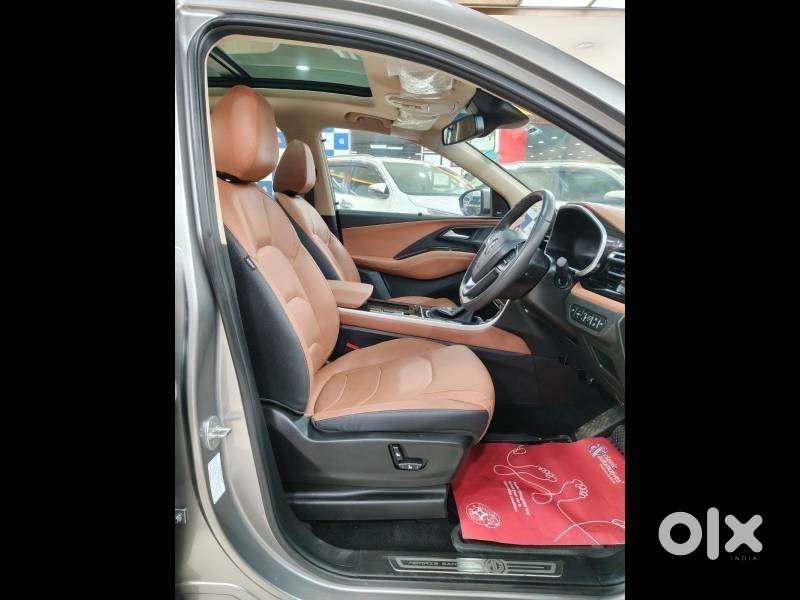 Mg Hector Plus Savvy Pro 1.5 Turbo Petrol Cvt 7 Str, 2023, Petrol