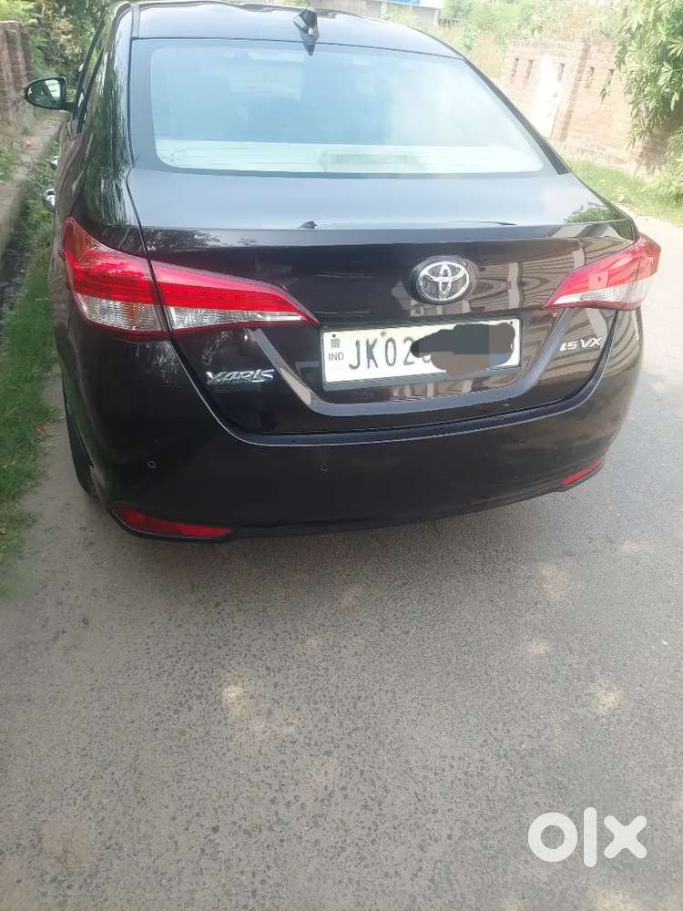 Toyota Yaris 1.5 Petrol 2018 Full Top 16.5 Lakh On Road