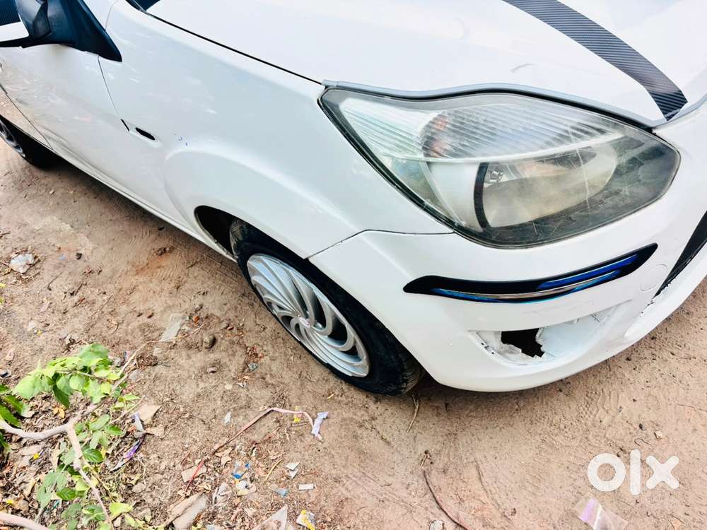 Ford Figo Petrol 2012