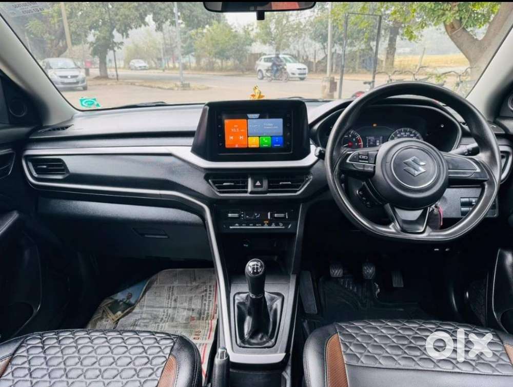 Maruti Suzuki Vitara Brezza 1.5 Vxi, 2023, Cng & Hybrids