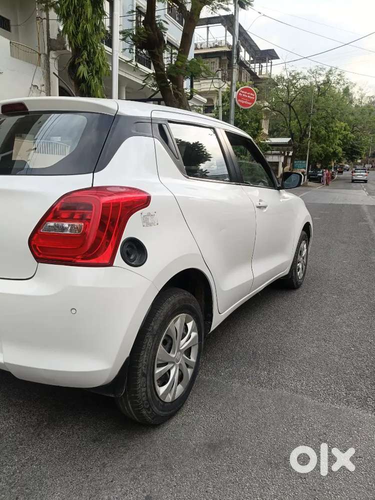 Maruti Suzuki Swift 2023 Cng & Hybrids 60000 Km Driven