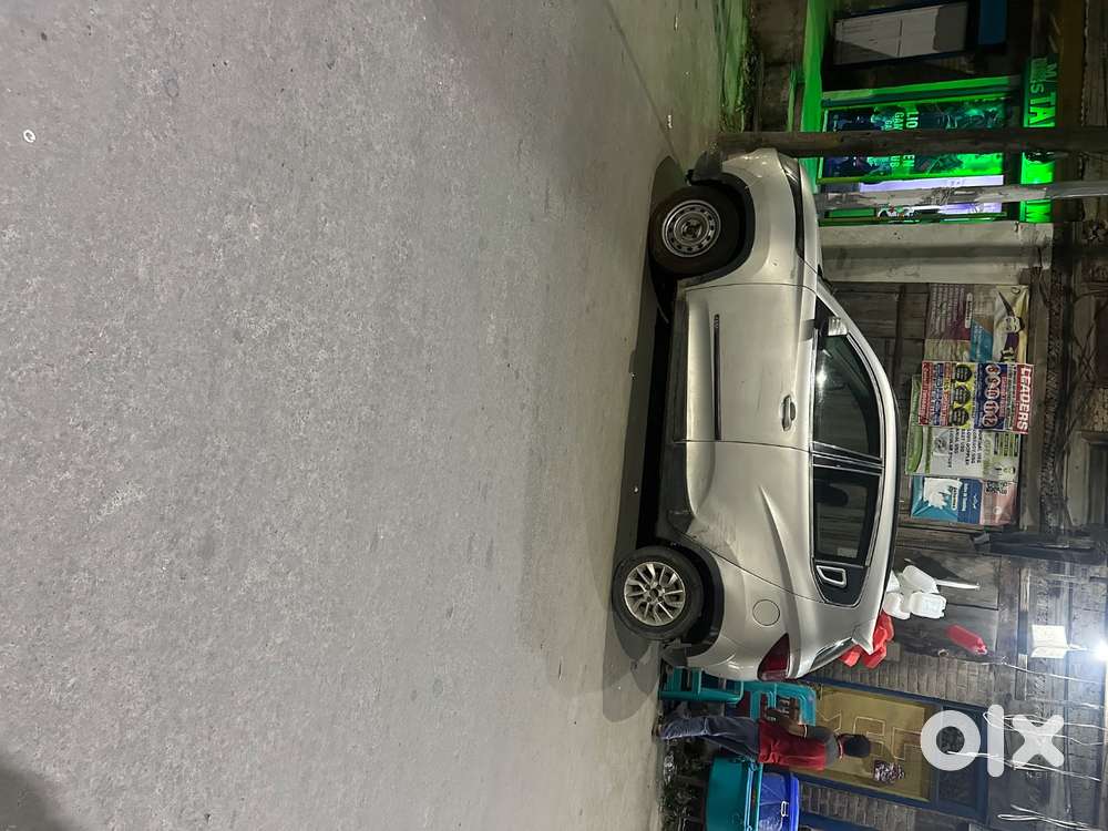 Top Model 6 Seater Suv