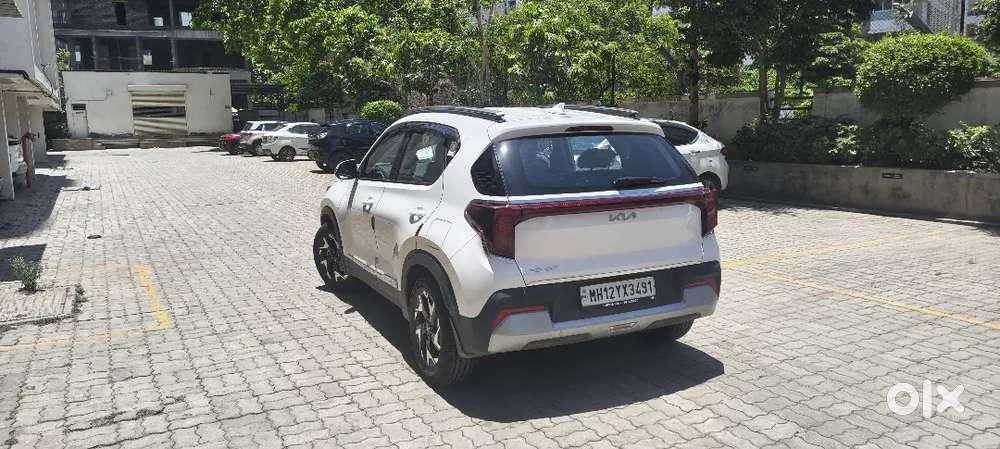 Kia Sonet 2025 Petrol 6000 Km Driven