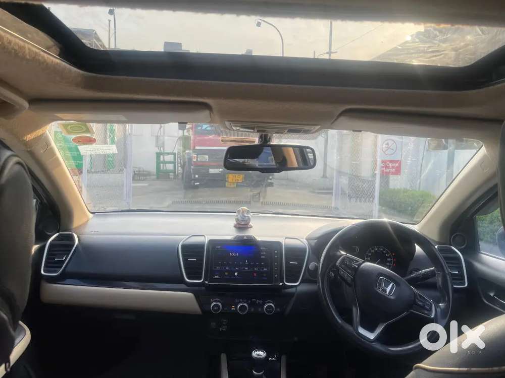 Honda City 2022 Oct Model  Petrol Sunroof  Well Maintained