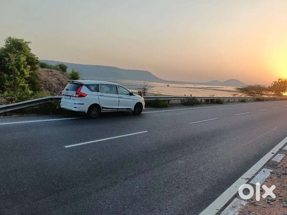 Ertiga Zxi Plus