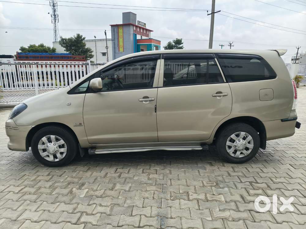Toyota Innova 2.5 G4 Diesel 8-seater, 2011, Diesel