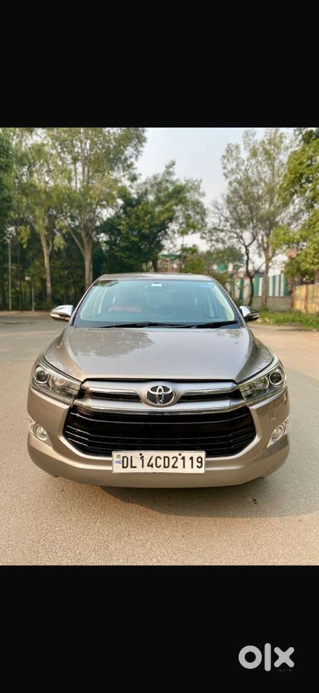 Toyota Innova Crysta 2017