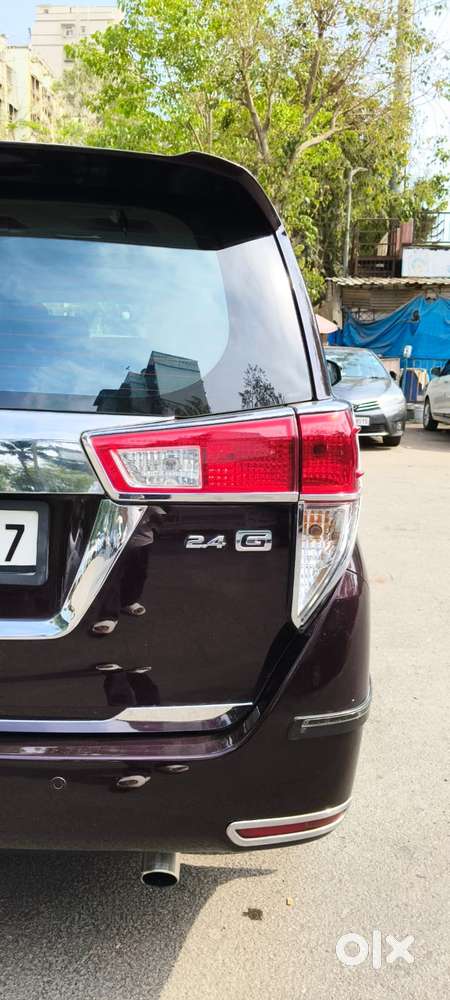 Toyota Innova Crysta 2.4 G Mt 7 Str, 2017, Diesel