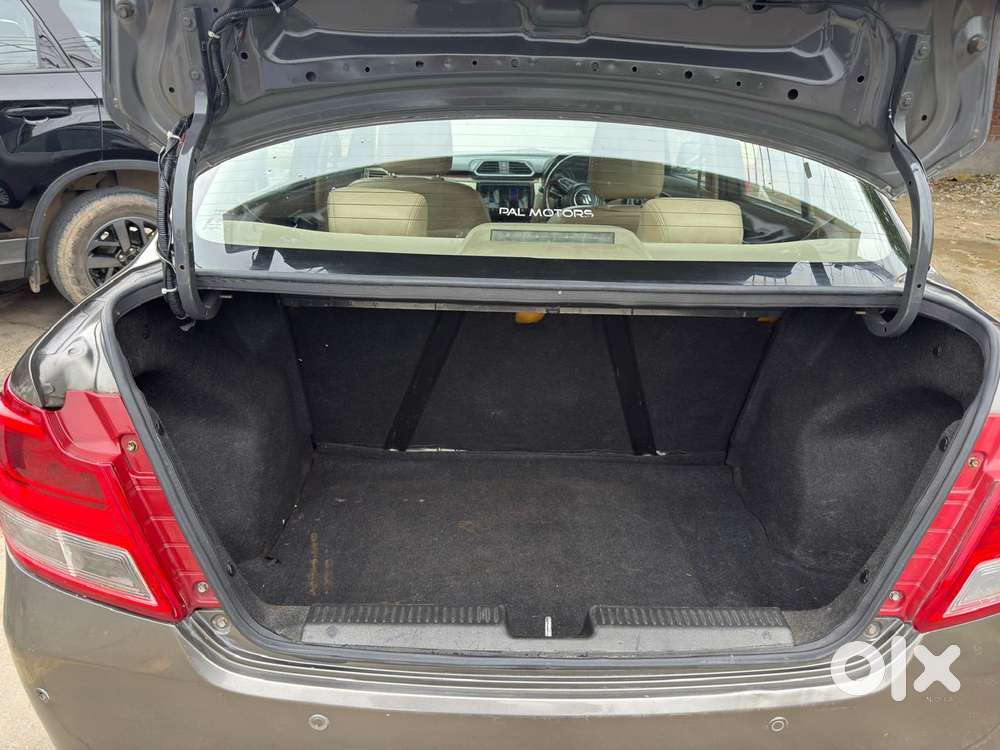 Maruti Suzuki Swift Dzire Zxi 1.2, 2017, Petrol