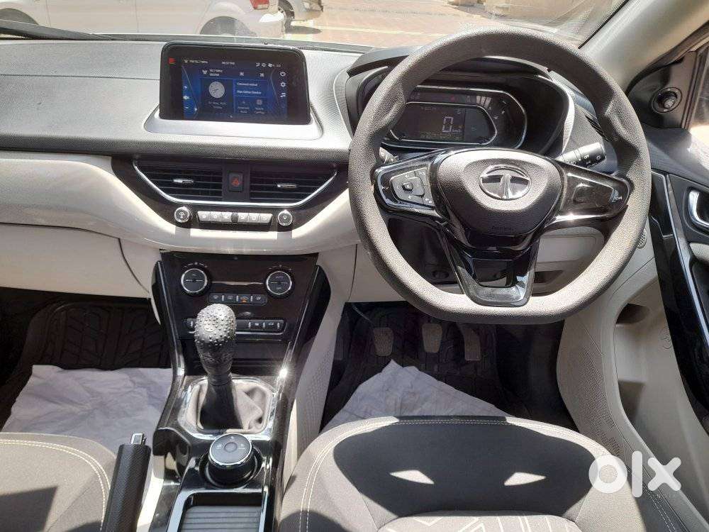 Tata Nexon 1.2 Revotron Xz Plus, 2020, Petrol