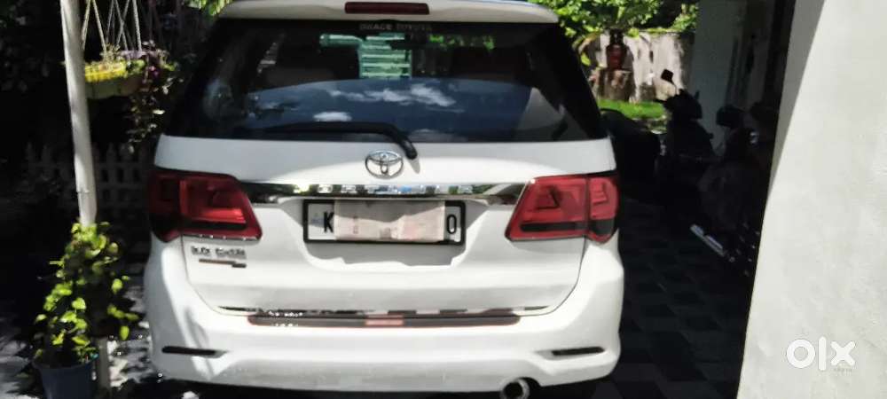 Toyota Fortuner 2014 Diesel 245000 Km Driven