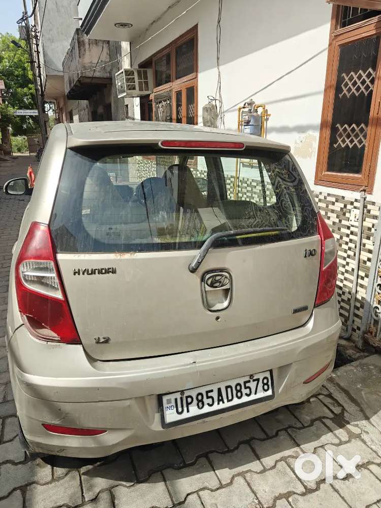 I 10 Sports Top Modal