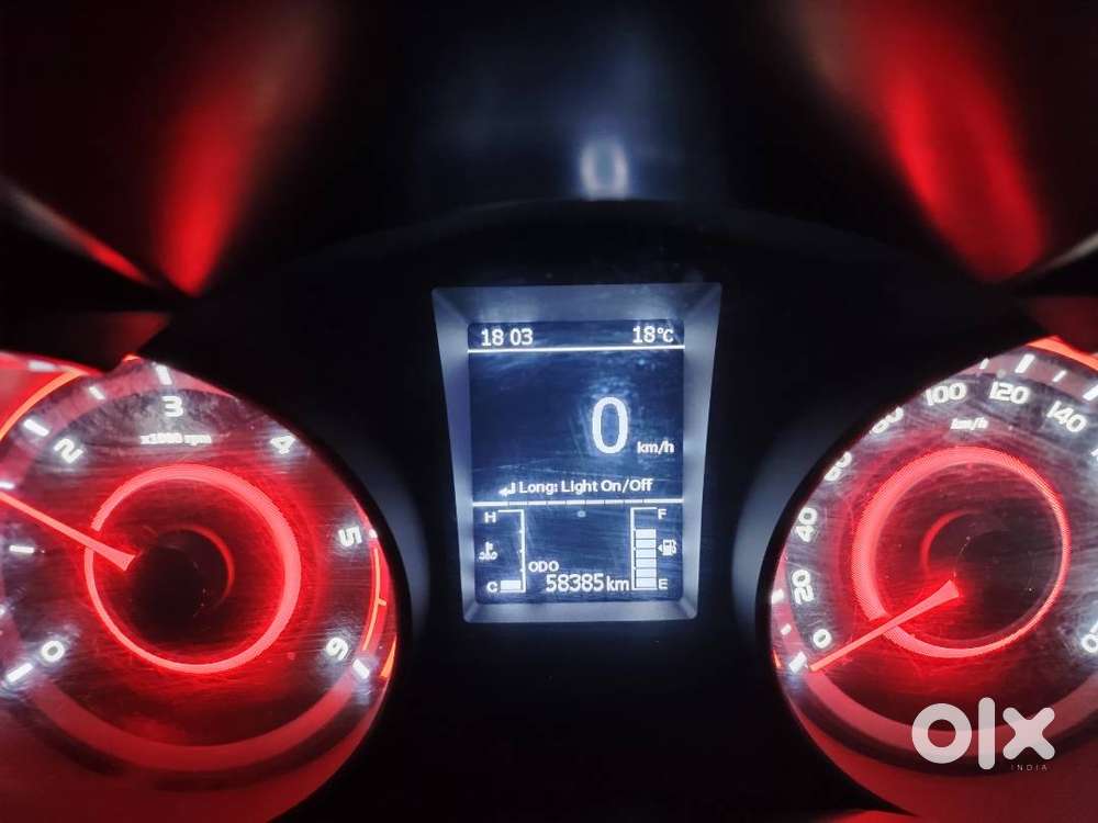 Mahindra Xuv300 2023 Diesel 60000 Km Driven